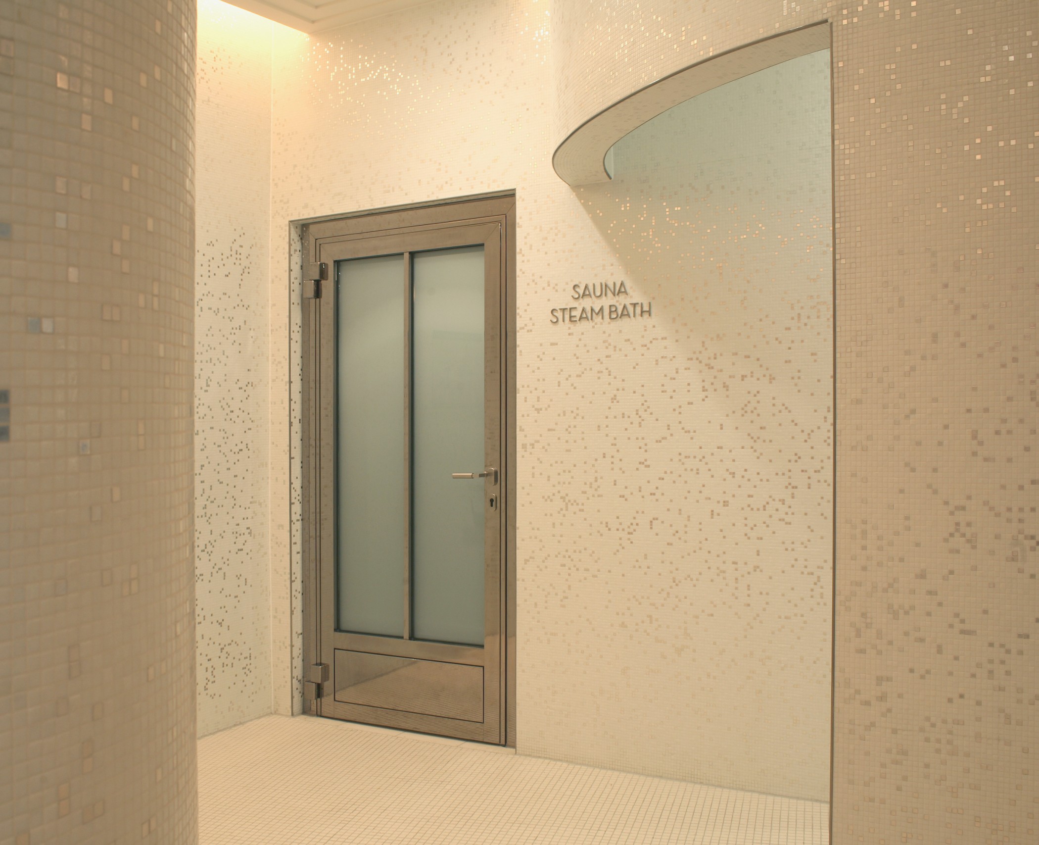 Saunebereich im Spa-Bereich der Lenbach Gärten in München