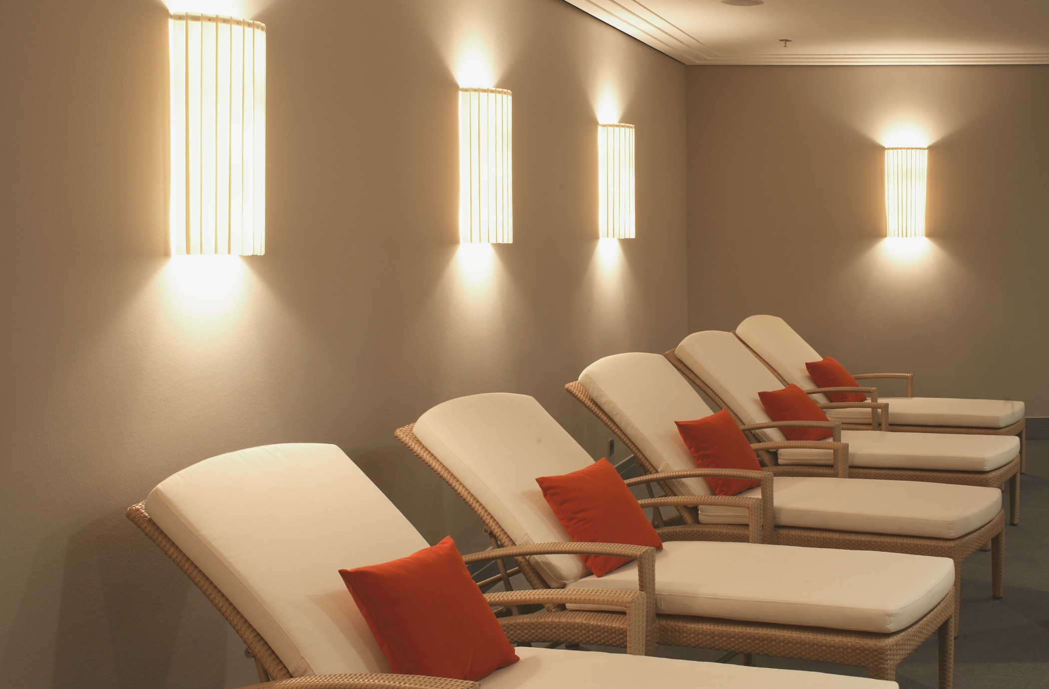 Liegen im Ruhebereich im Spa-Bereich der Lenbach Gärten in München