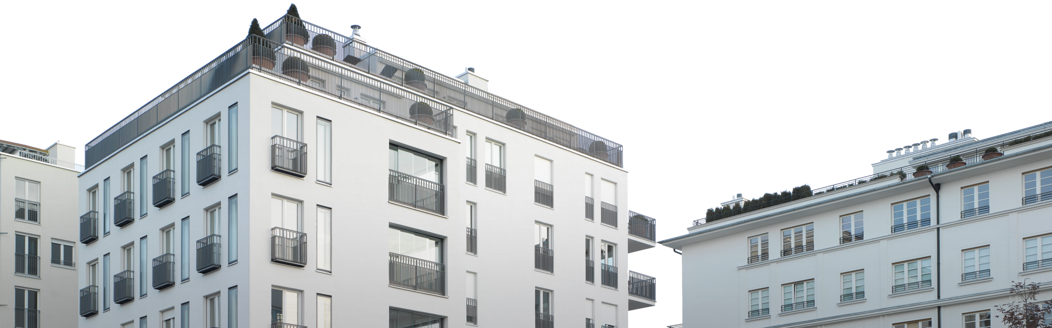 Moderne klassische Architektur mit Parkanlage im Wohnquartier Lenbach Gärten in München